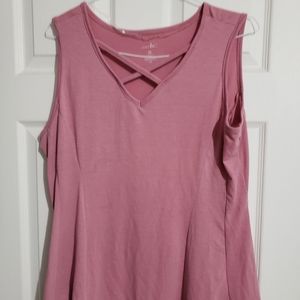 Shirt, size 2x, but seems smaller than that